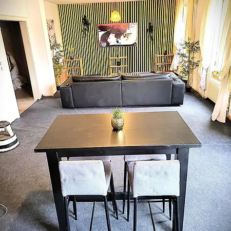 Quarto em Acomodações Particulares Chez Jimmy