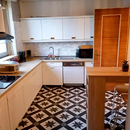 Quarto em Acomodações Particulares Chez Jimmy