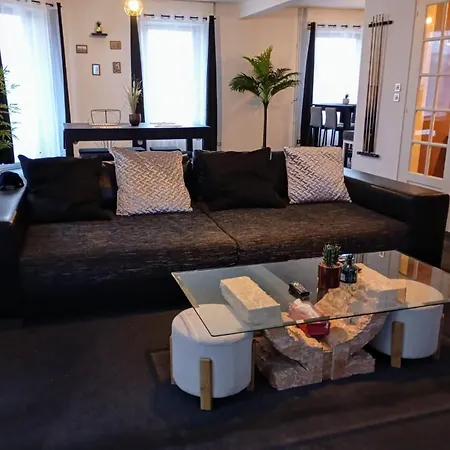 Chez Jimmy Quarto em Acomodações Particulares