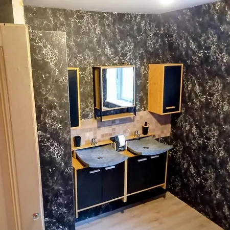 Quarto em Acomodações Particulares Chez Jimmy